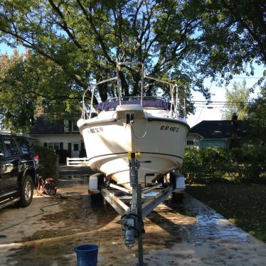 2008 Boston Whaler conuest 235