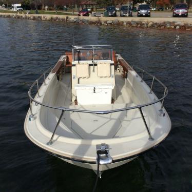 1985 Boston Whaler outrage