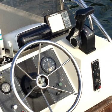 1989 Boston Whaler 170 montauk