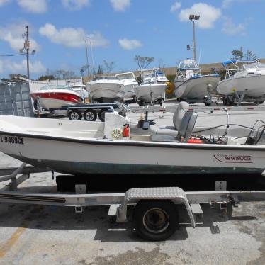 1982 Boston Whaler 130 side helm sport