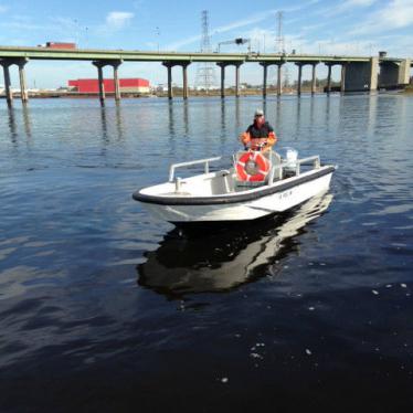 1991 Boston Whaler 18 10''