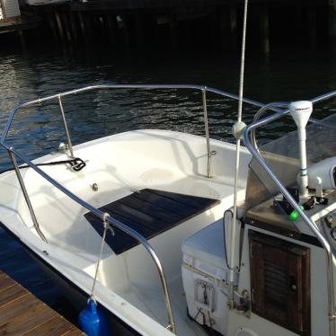 1989 Boston Whaler 170 montauk