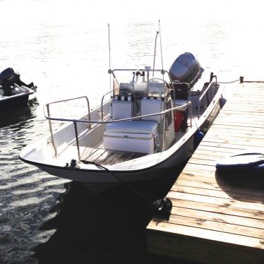 1989 Boston Whaler 170 montauk