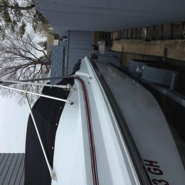 1987 Boston Whaler 2200 temptation