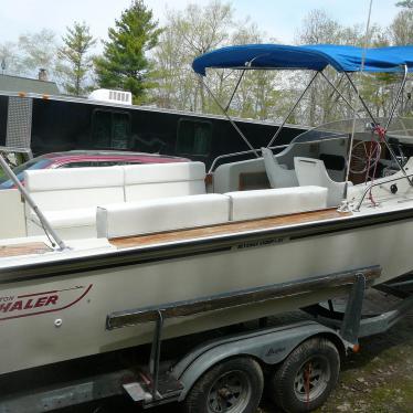 1983 Boston Whaler revenge cuddy