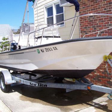 2005 Boston Whaler montauk