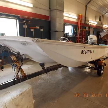 Boston Whaler 1965