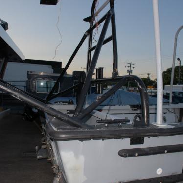 1998 Boston Whaler guardian outrage