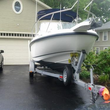 1999 Boston Whaler conquest