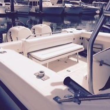 2003 Boston Whaler 225