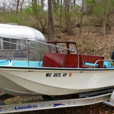 1965 Boston Whaler sakonnett