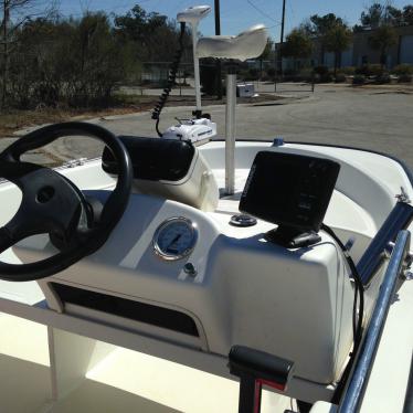 2001 Boston Whaler sport