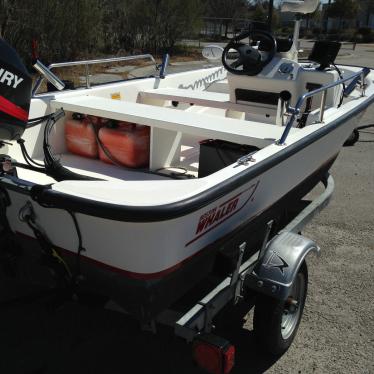 2001 Boston Whaler sport