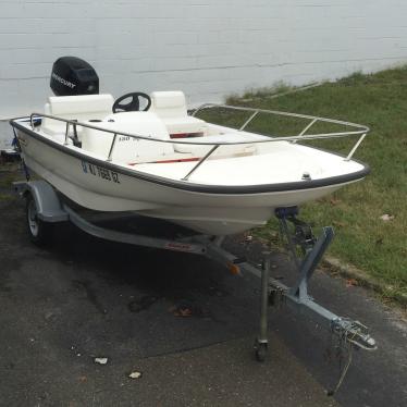 2006 Boston Whaler 130 sport