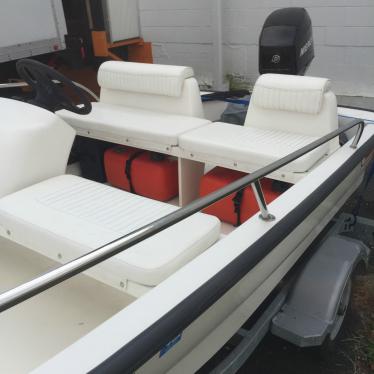 2006 Boston Whaler 130 sport