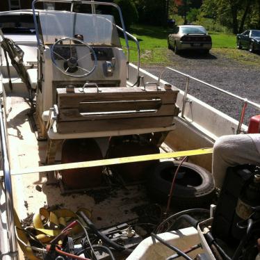 1975 Boston Whaler montauk ii