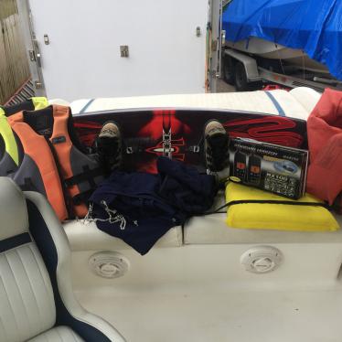 1996 Boston Whaler rage 18