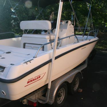 2008 Boston Whaler dauntless 200