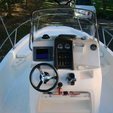 2008 Boston Whaler dauntless 200