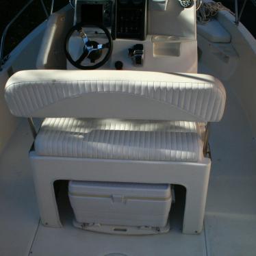 2008 Boston Whaler dauntless 200