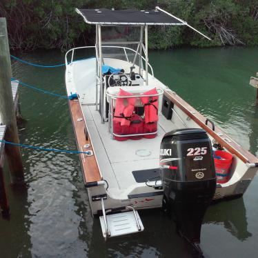 1983 Boston Whaler outrage 22