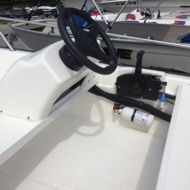 2003 Boston Whaler 130 sport