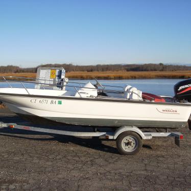 2005 Boston Whaler