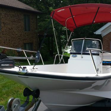 2003 Boston Whaler montauk