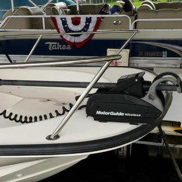 2003 Boston Whaler montauk