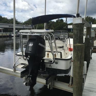 2007 Boston Whaler montauk