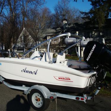 2009 Boston Whaler