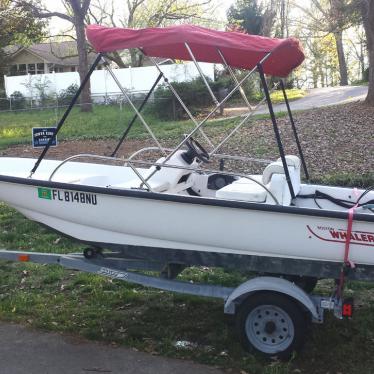 2003 Boston Whaler sport 13