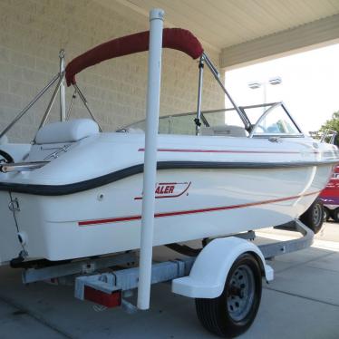 2001 Boston Whaler venture eighteen