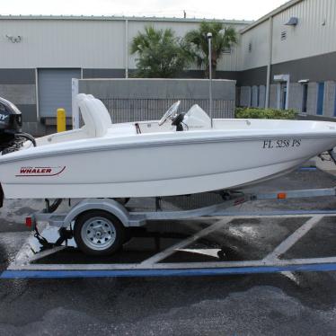 2013 Boston Whaler 130 sport