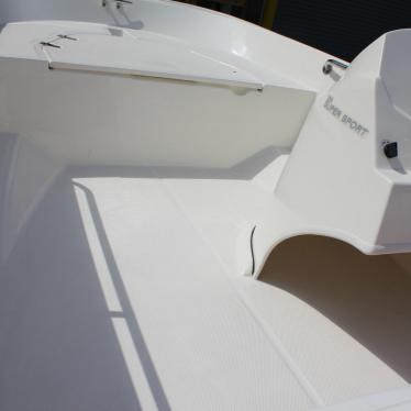 2013 Boston Whaler 130 sport