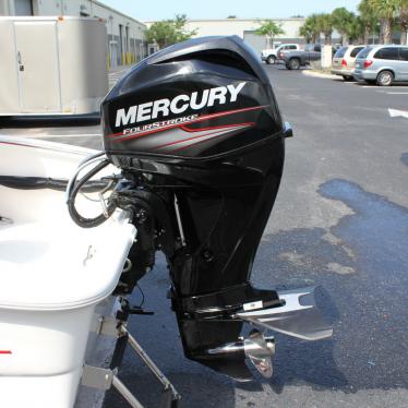 2013 Boston Whaler 130 sport