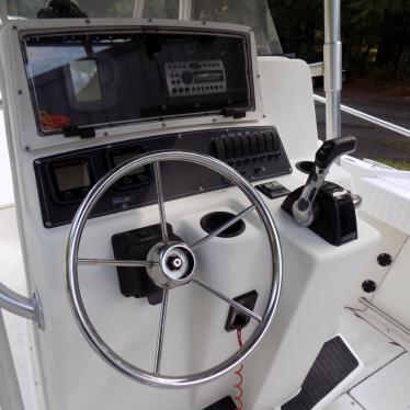 1998 Boston Whaler outrage 23