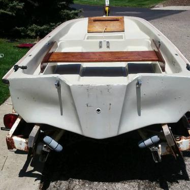 2000 Boston Whaler tender