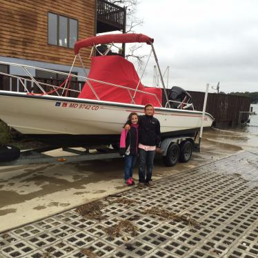 2003 Boston Whaler dauntless 22'