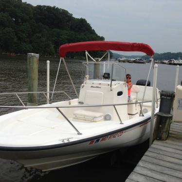 2003 Boston Whaler dauntless 22'