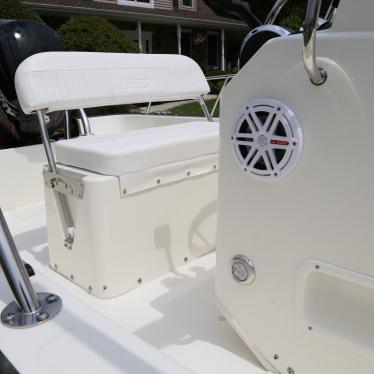 2015 Boston Whaler montaulk