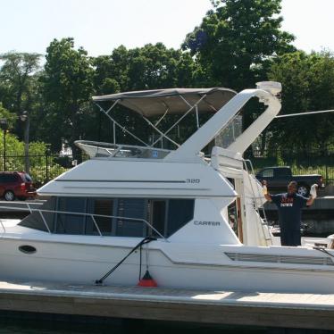 1996 Carver 320 voyager