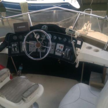 1983 Carver aft cabin