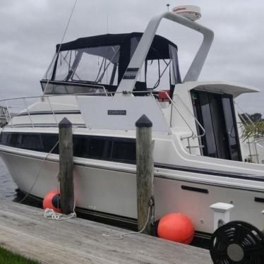 1987 Carver 3297 mariner