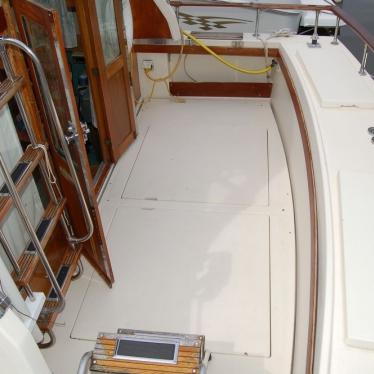 1979 Carver mariner 33