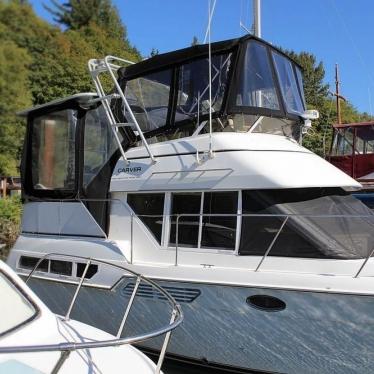 1998 Carver 325 aft cabin