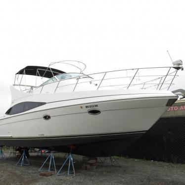 2005 Carver mariner 36