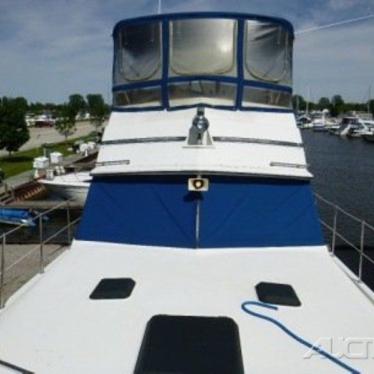 1984 Carver 36 aft cabin