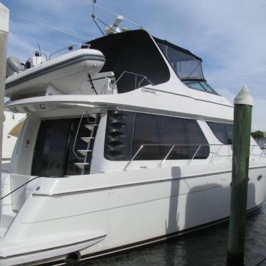 1998 Carver 530 voyager pilothouse