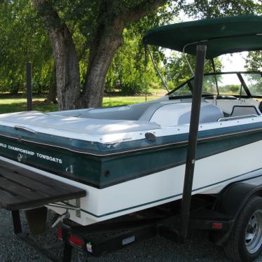 1996 Centurion sport bow rider